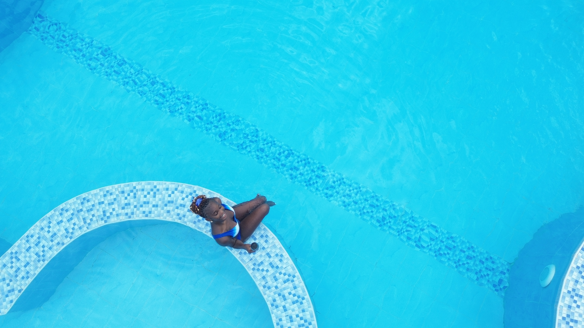 Guest in the pool